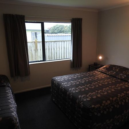 Tudor Lodge Motel Hawera Eksteriør bilde