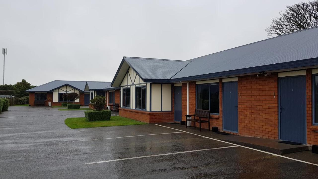 Tudor Lodge Motel Hawera Eksteriør bilde