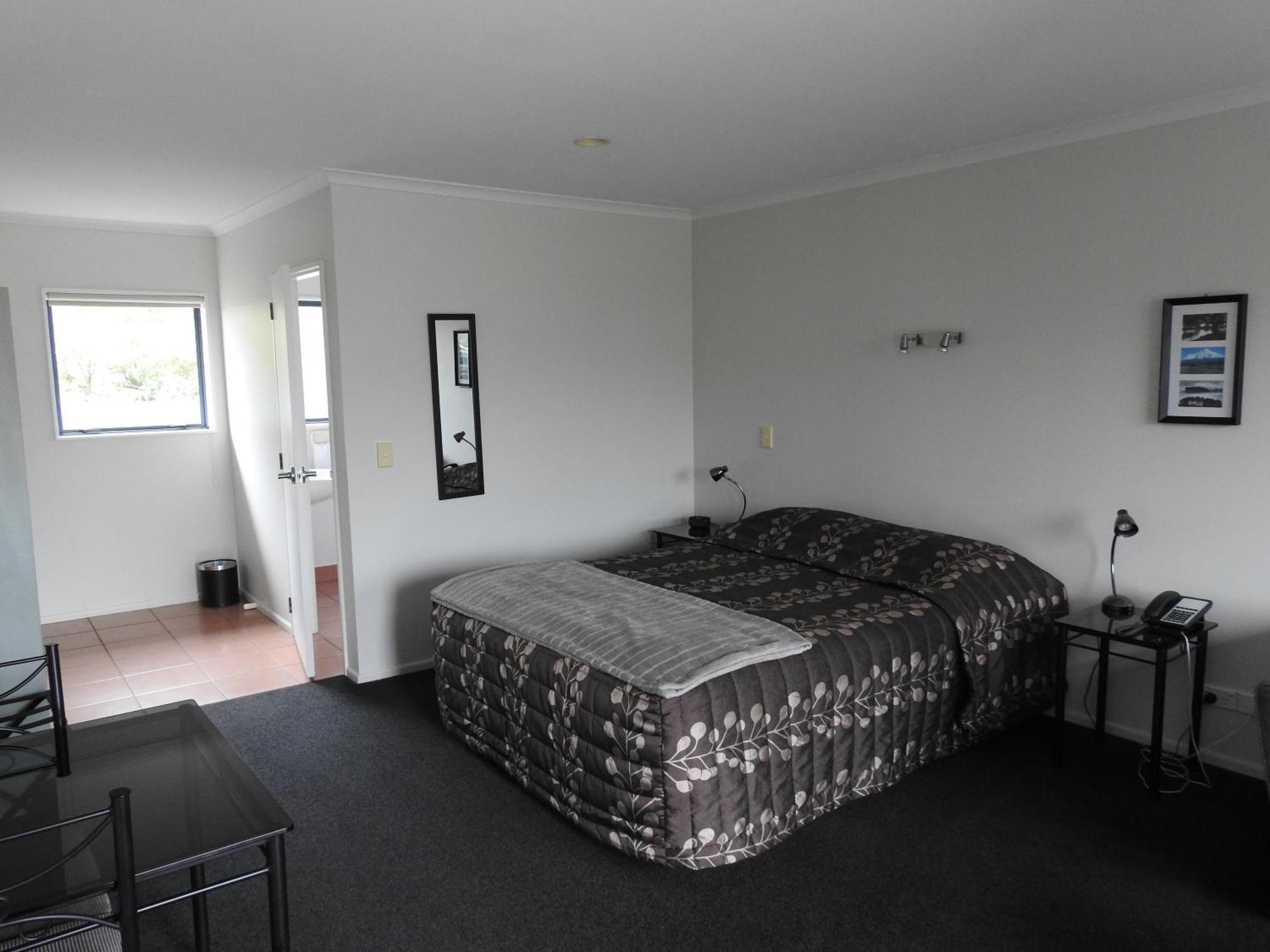 Tudor Lodge Motel Hawera Eksteriør bilde