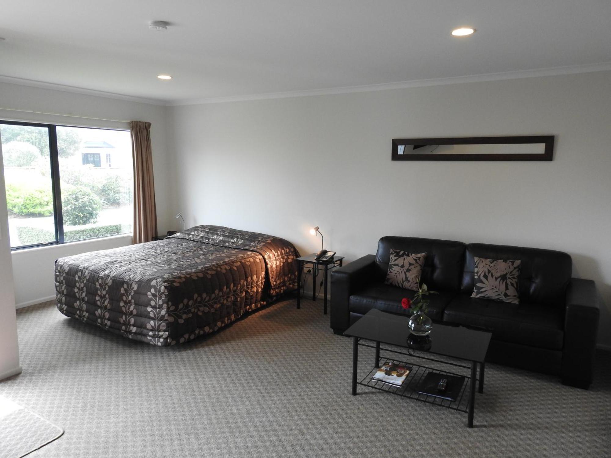 Tudor Lodge Motel Hawera Eksteriør bilde