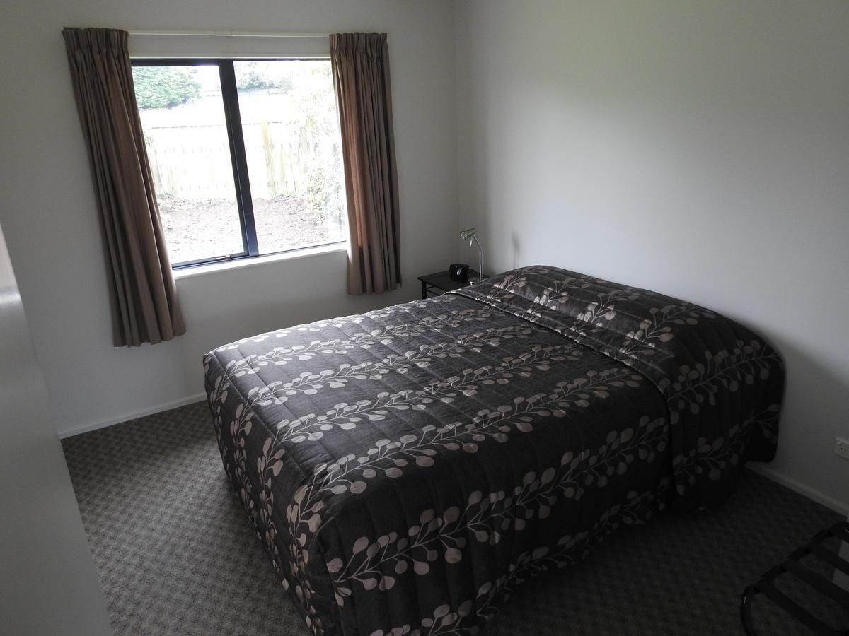 Tudor Lodge Motel Hawera Eksteriør bilde
